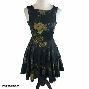 Closet London Fit‎ and Flare Cut Out Dress Size 4US